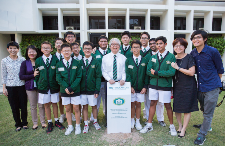 The students and staff of the Raffles Archives & Museum and Professor Koh at the sealing of the Time Capsule